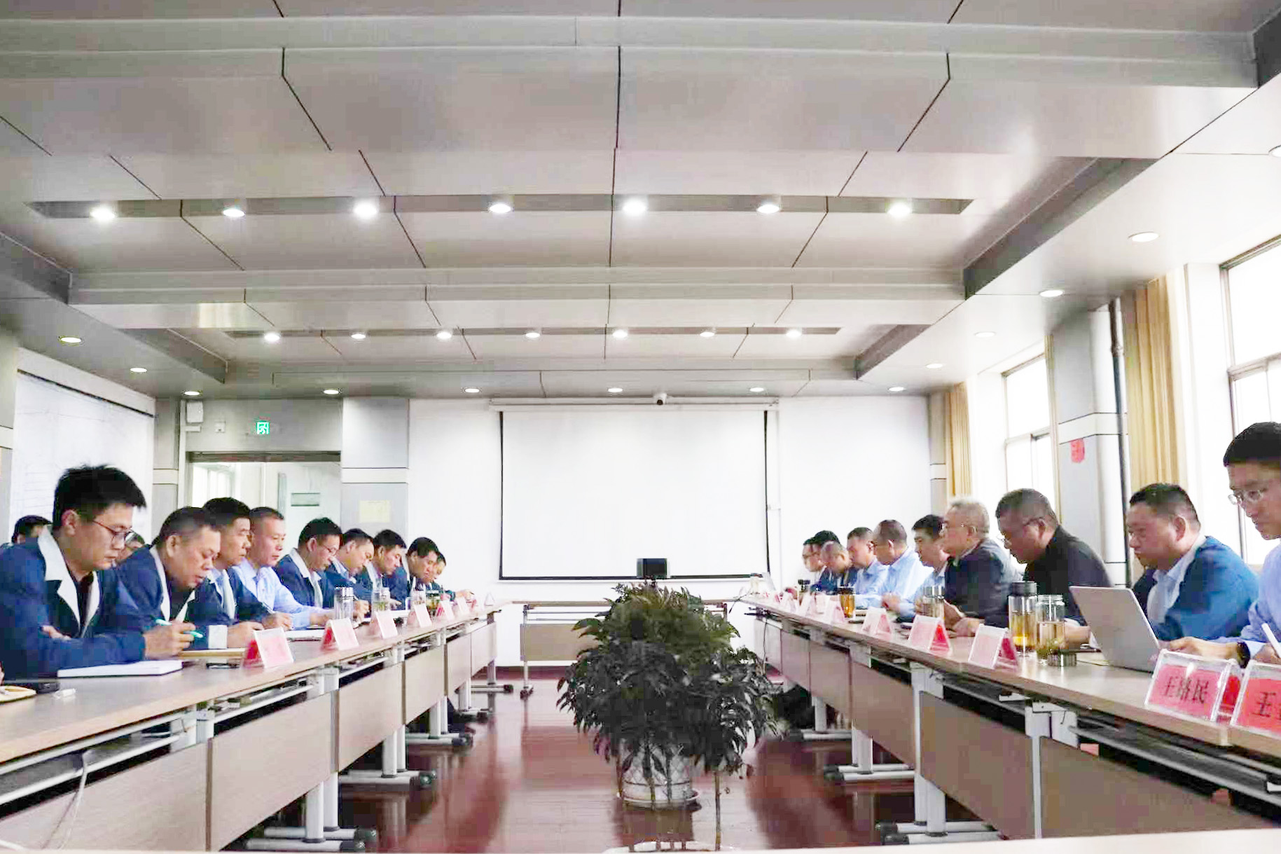 要聞 | 遠航煤業到北徐樓煤礦開展10月份安全生產檢查